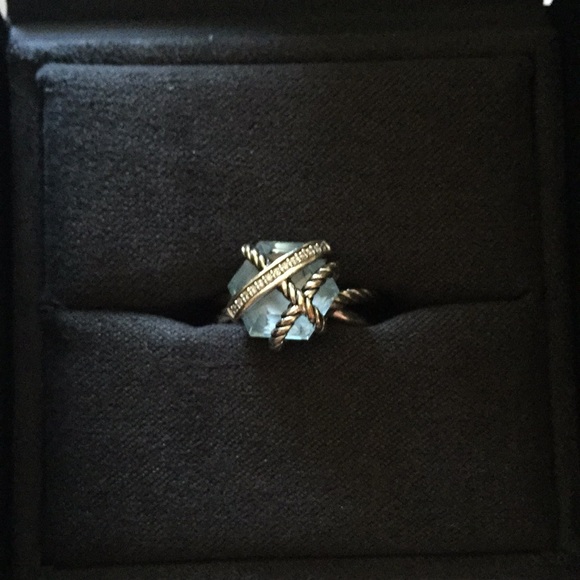 5.25 Jewelry - David Yuman Ring cable wrap
